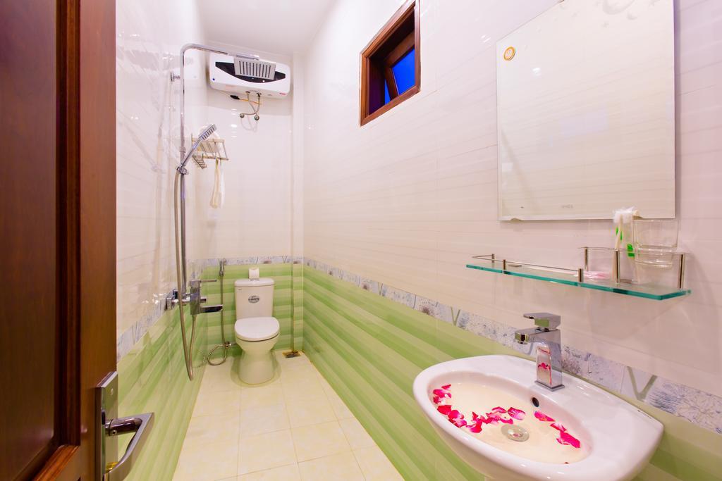 Light Sky Homestay Hội An Buitenkant foto